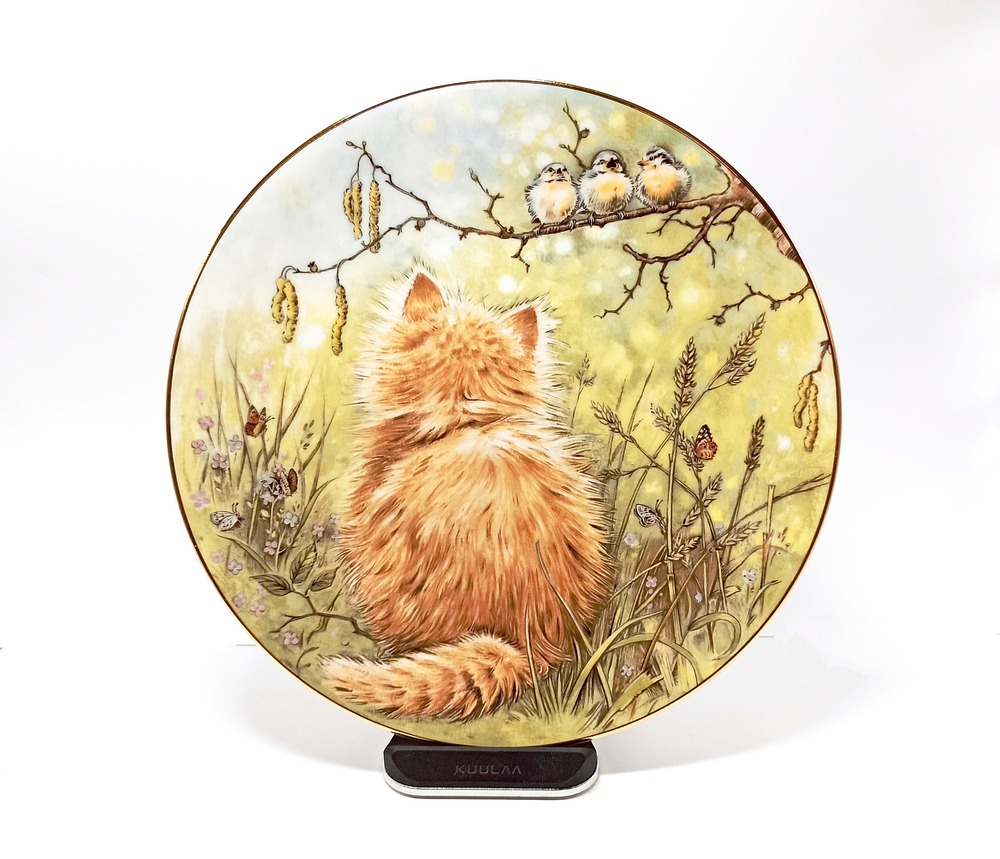 Декоративная (сувенирная) фарфоровая тарелка 