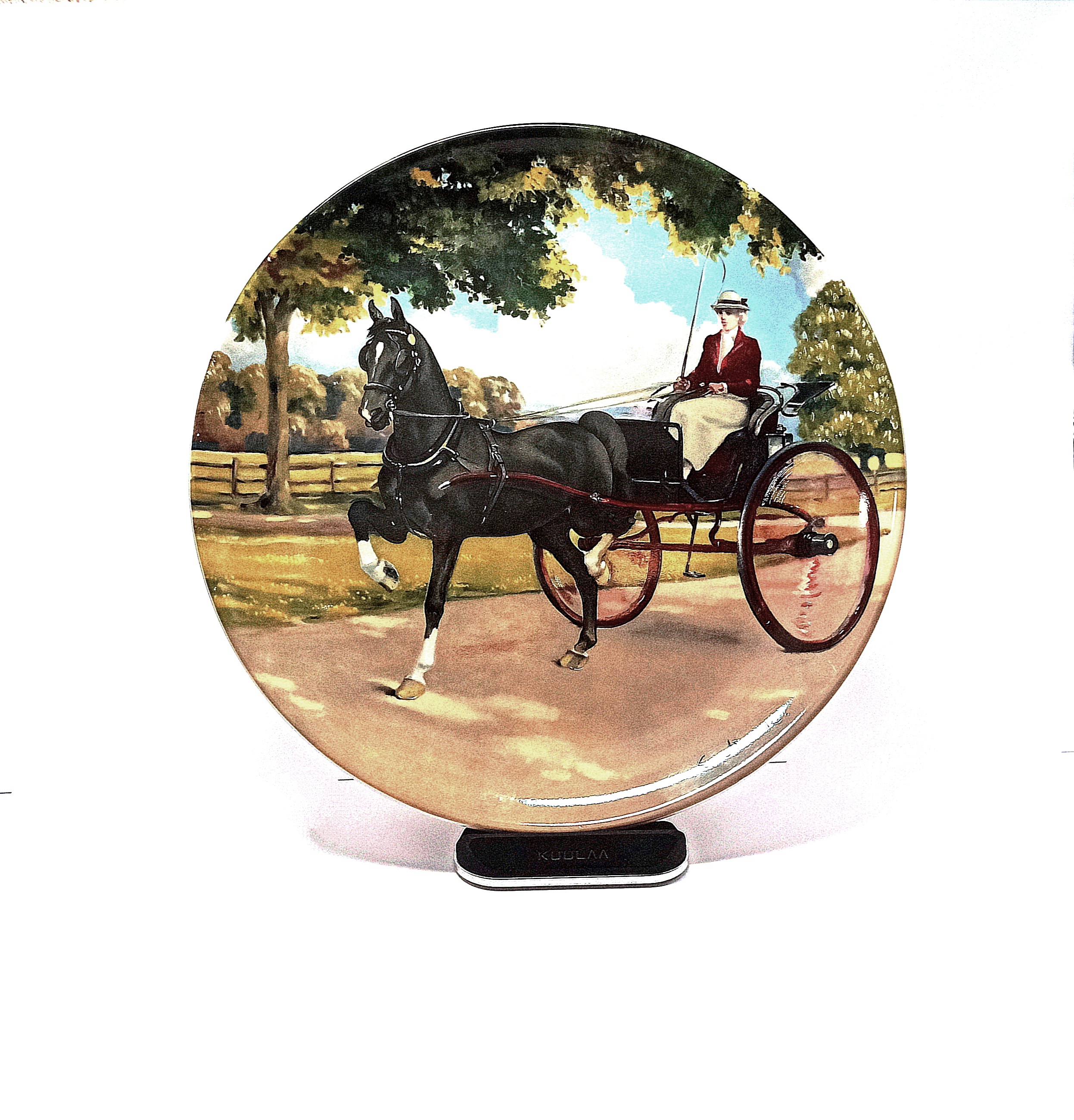 Декоративная (сувенирная) фарфоровая тарелка 